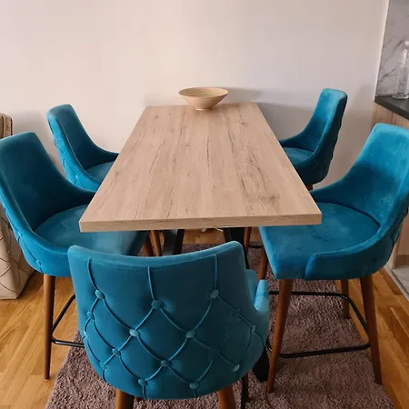 Vip Ogi 124 דירה